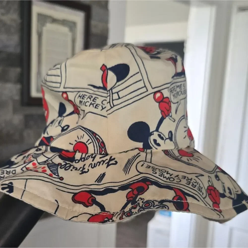 Vintage kid's Disney Mickey and Minnie bucket hat